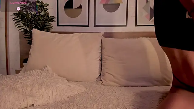 LunaRuso webcam