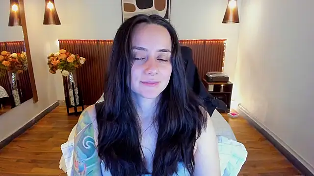 KatherineBond webcam