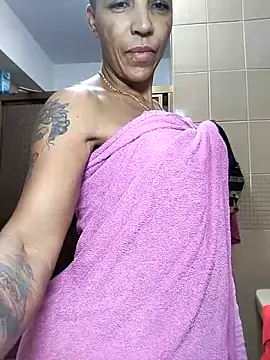 Alison_fitness webcam