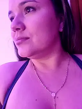 mandy-moore webcam