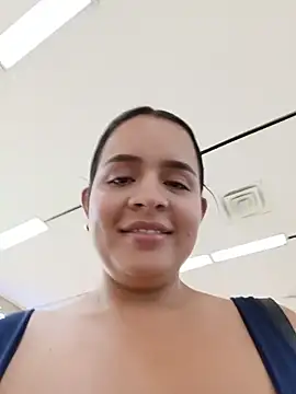 Julieth_hot-69 webcam