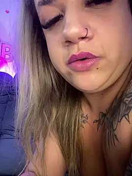 Watch kahreal live on EroticFlix - High definition streams