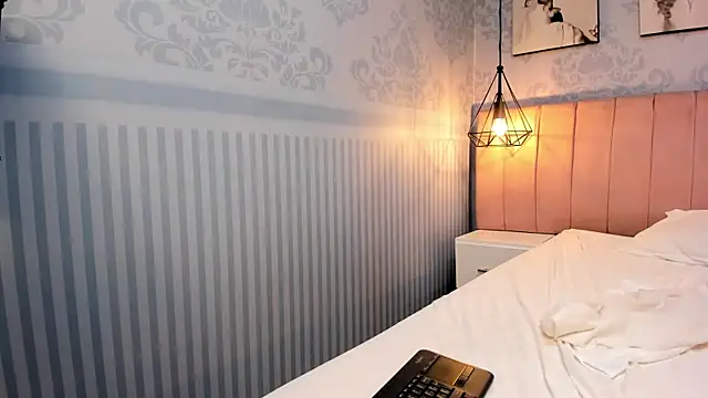 sarah_pervert webcam