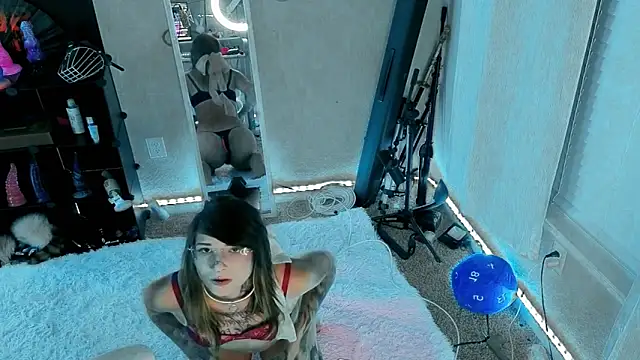 xxunholymusexx webcam
