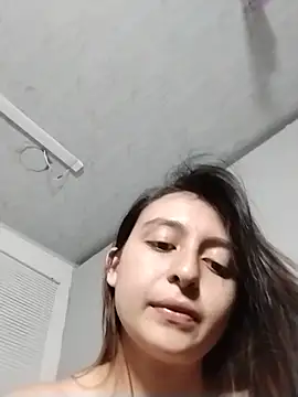 Lala_fluffy webcam