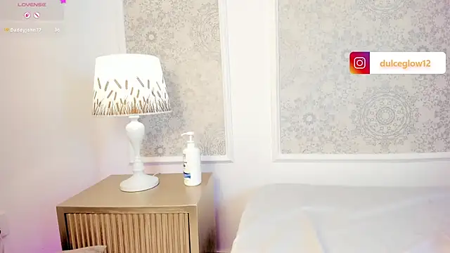 dulce_glow_ webcam