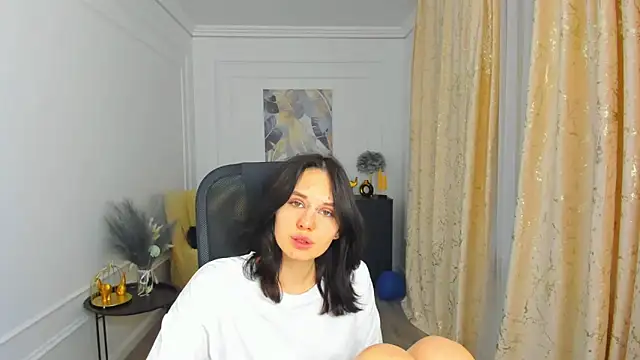 AlicePertim webcam