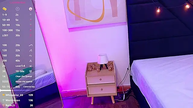NaughtyyMommyyy webcam