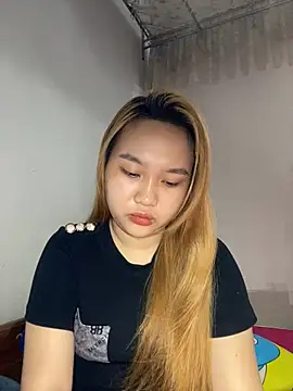 Almira6868 webcam