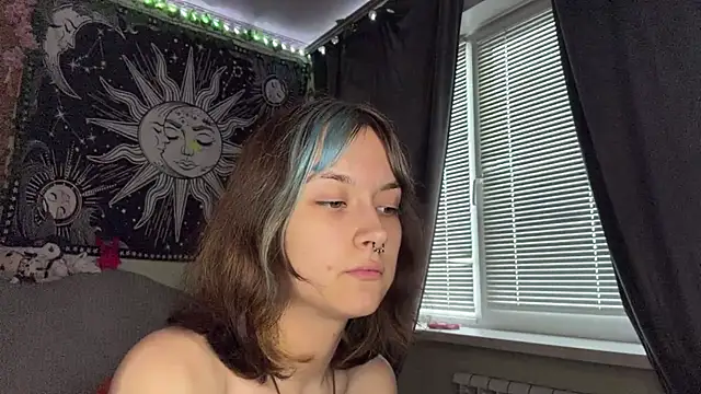YourFavoriteAltgirl webcam