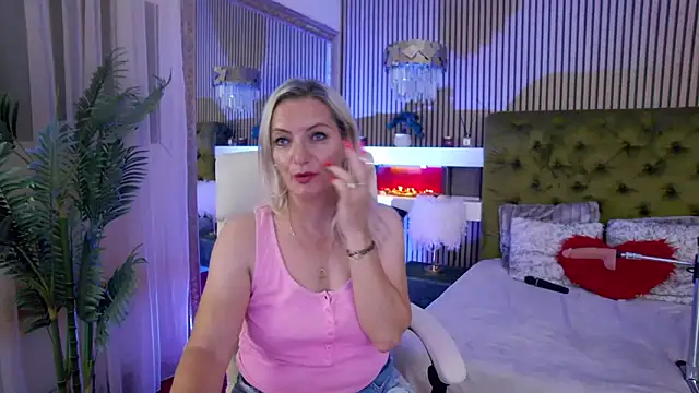 LadyTouch webcam