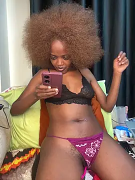 Bella_kiki webcam
