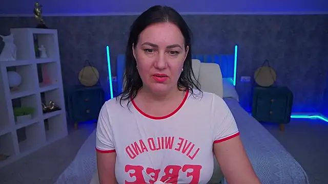 VelvetLuck webcam