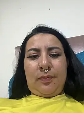 Abril_Luv webcam