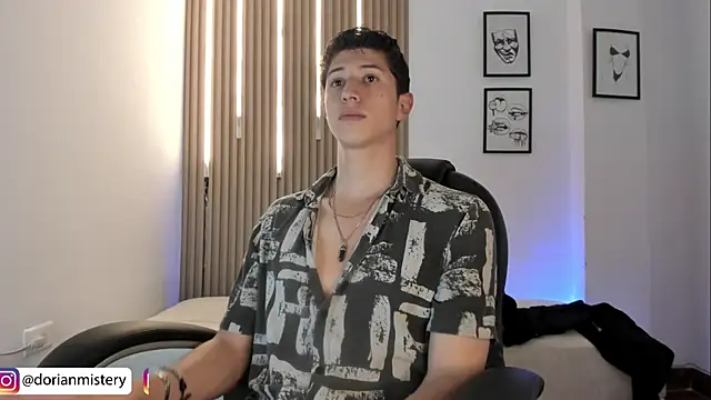 Dorianmistery2322_ webcam
