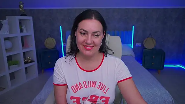 VelvetLuck webcam