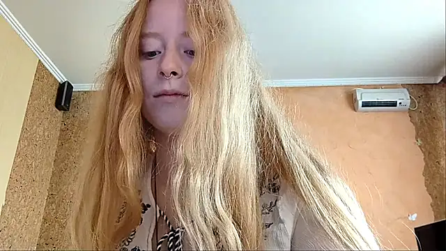 KateVibe_01 webcam