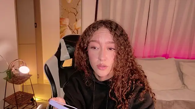 ChloeMoreti webcam