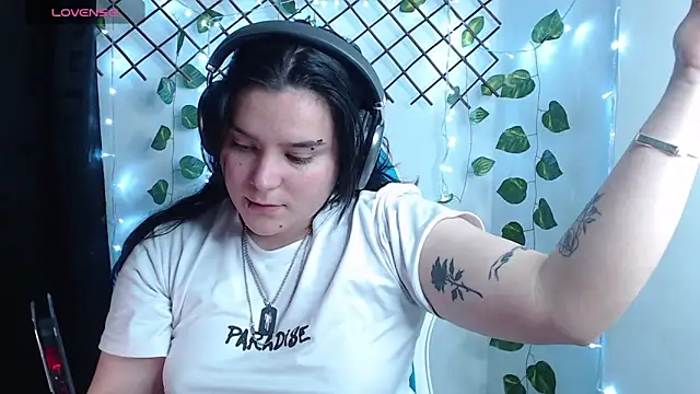 Nika_1_ webcam