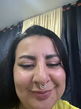 Abril_Luv webcam