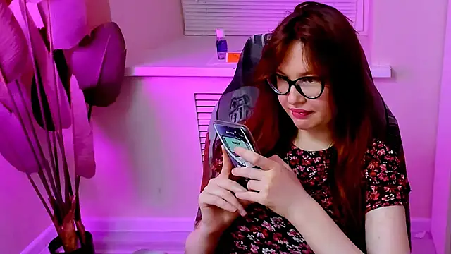 CarolGiggly webcam