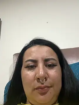 Abril_Luv webcam