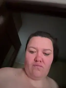 SunnyLeila2101 webcam