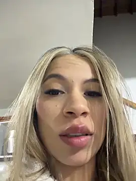 Mia_Rosee1 webcam