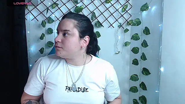 Nika_1_ webcam