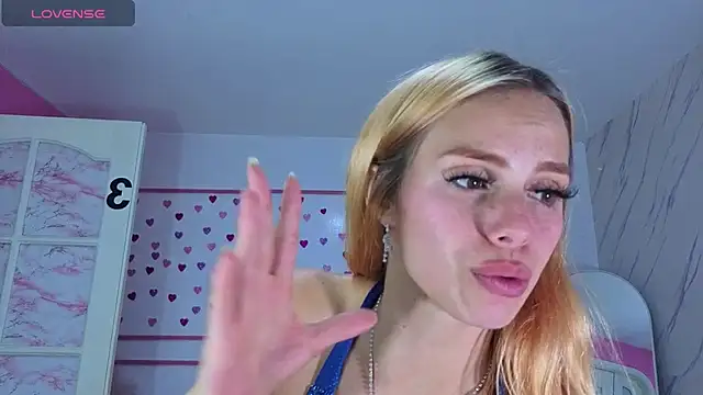 emma_wockll_t