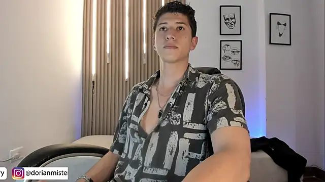 Dorianmistery2322_ webcam