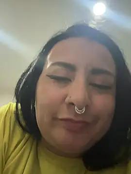 Abril_Luv webcam