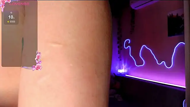 Alexa_Sparkle webcam