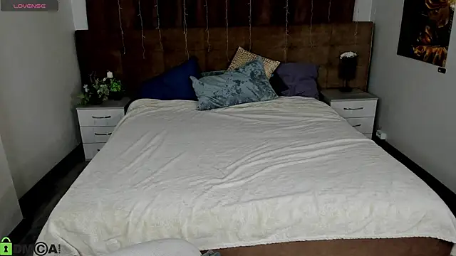 Miss_Shanel webcam