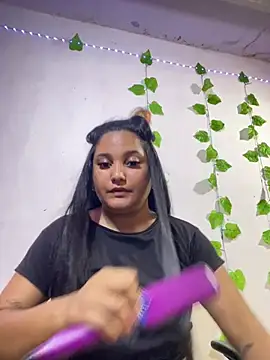 shayna_all webcam