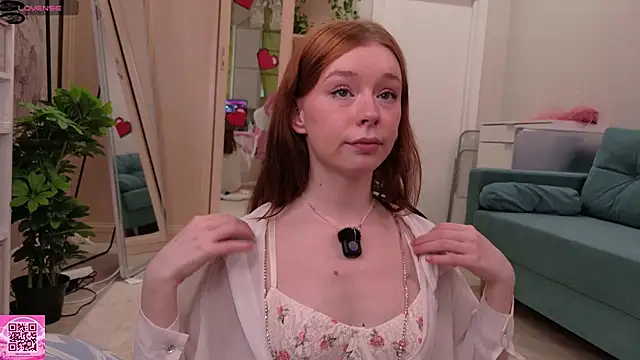 eva_aria webcam