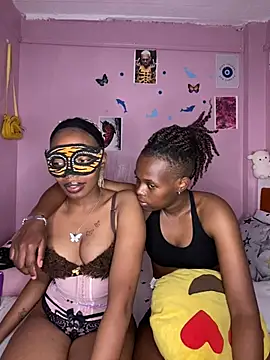 Tasty_Eerie webcam