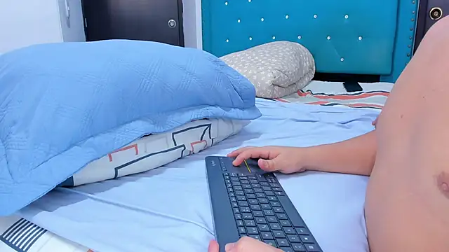 Squirt_couple webcam