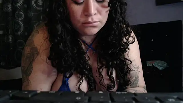 ANGELIQUE_KLANE webcam