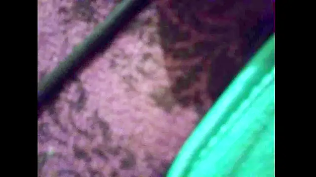 hairyuncut00 webcam