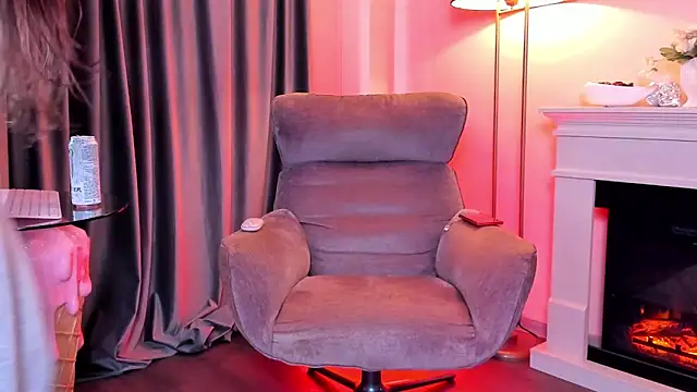 LeiaCrane webcam