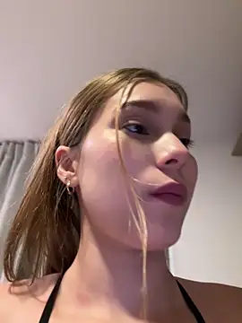 Nikii__ webcam
