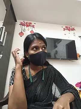Tamil_Yalini12 webcam