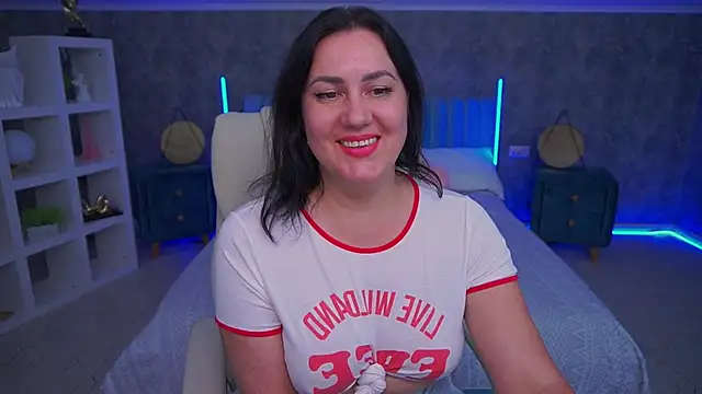 VelvetLuck webcam