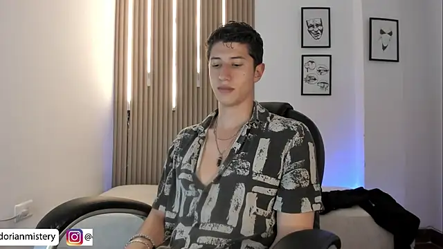 Dorianmistery2322_ webcam