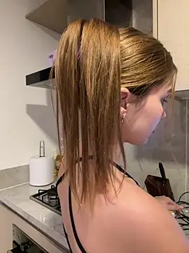 nikii__ (F teen) - show tits+ video hot