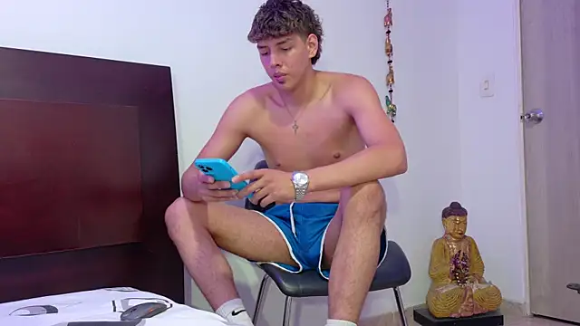 zackmontieel - Zackmontieel's free webcam - UK Sex Cams