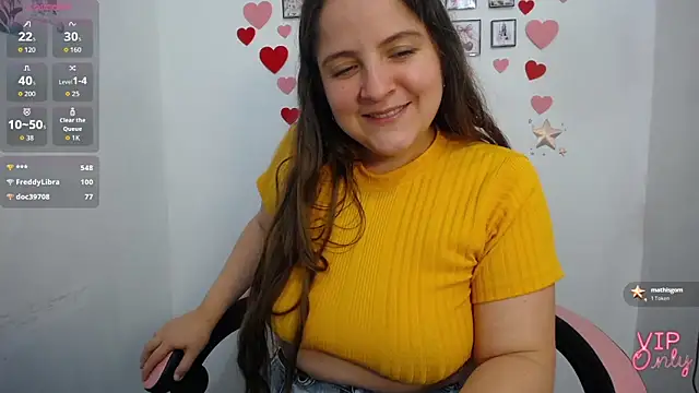 Watch Kloe_Gianna live on EroticFlix - High definition streams