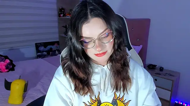 OphelianaRose33 webcam