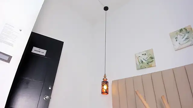 Mistt_Mia webcam